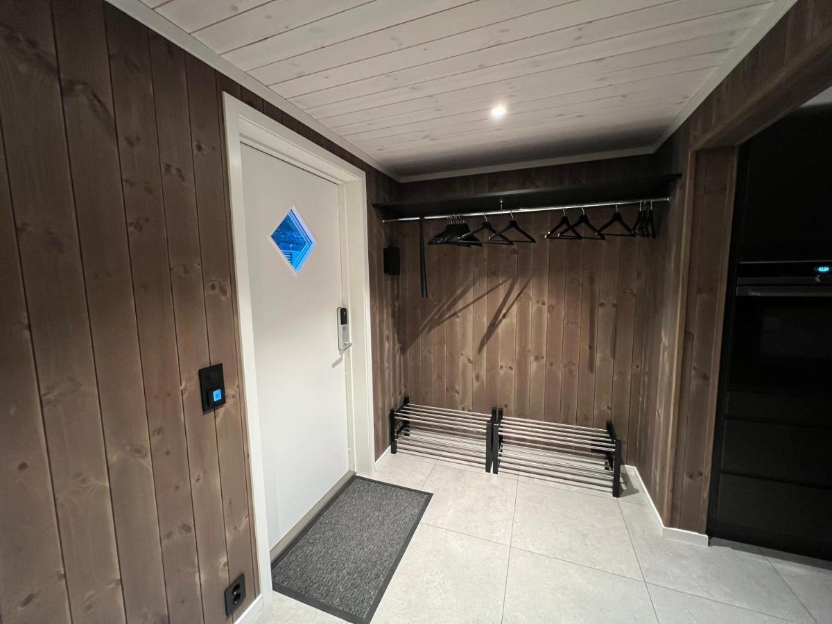 Hytte Naer Vannet, Jacuzzi Og Sauna Врадал Экстерьер фото